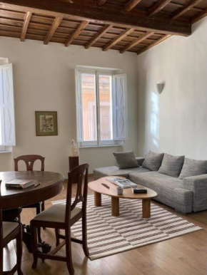 Artist apartment in the heart of Trastevere